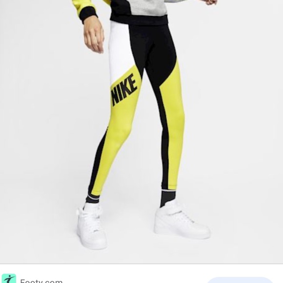 ISO nike Aop mash logo crew or wind breaker - Picture 5 of 6